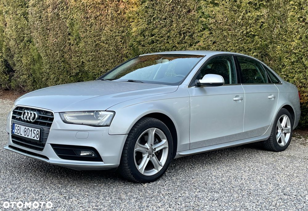 Audi A4 Limousine 2.0 TDI DPF quattro S tronic Attraction - 5