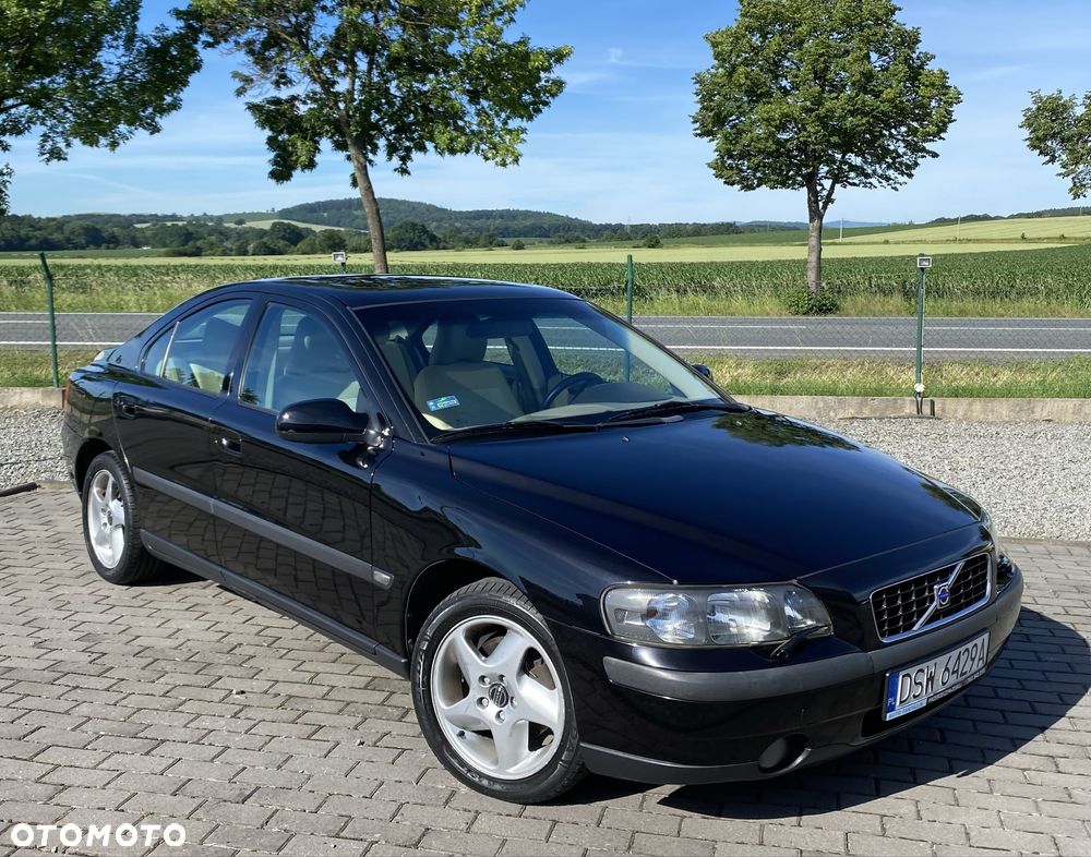 Volvo S60 - 1