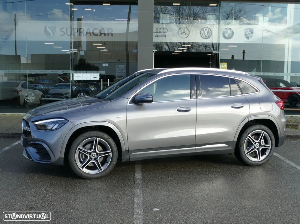 Mercedes-Benz GLA 250 e AMG Line - 17
