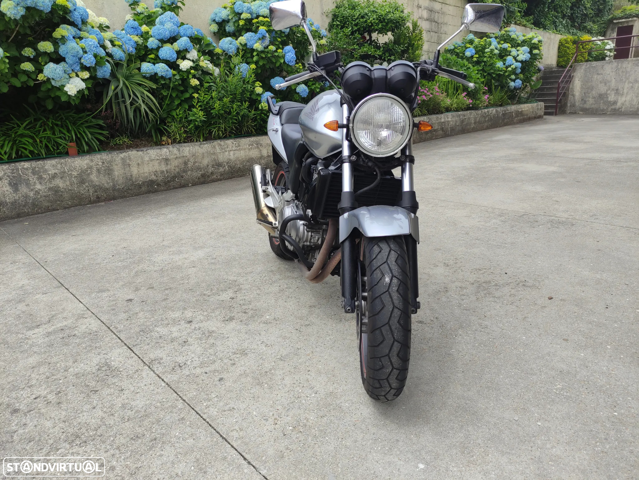 Honda CBF - 9