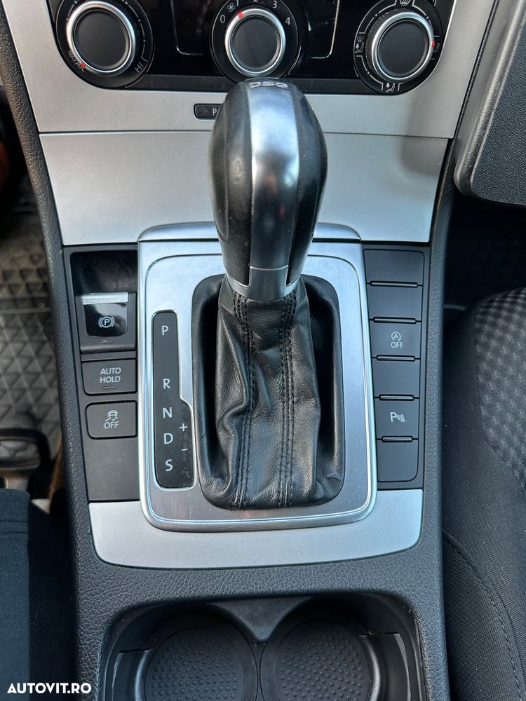 Volkswagen Passat Variant 2.0 TDI DSG BlueMotion Technology Comfortline - 13