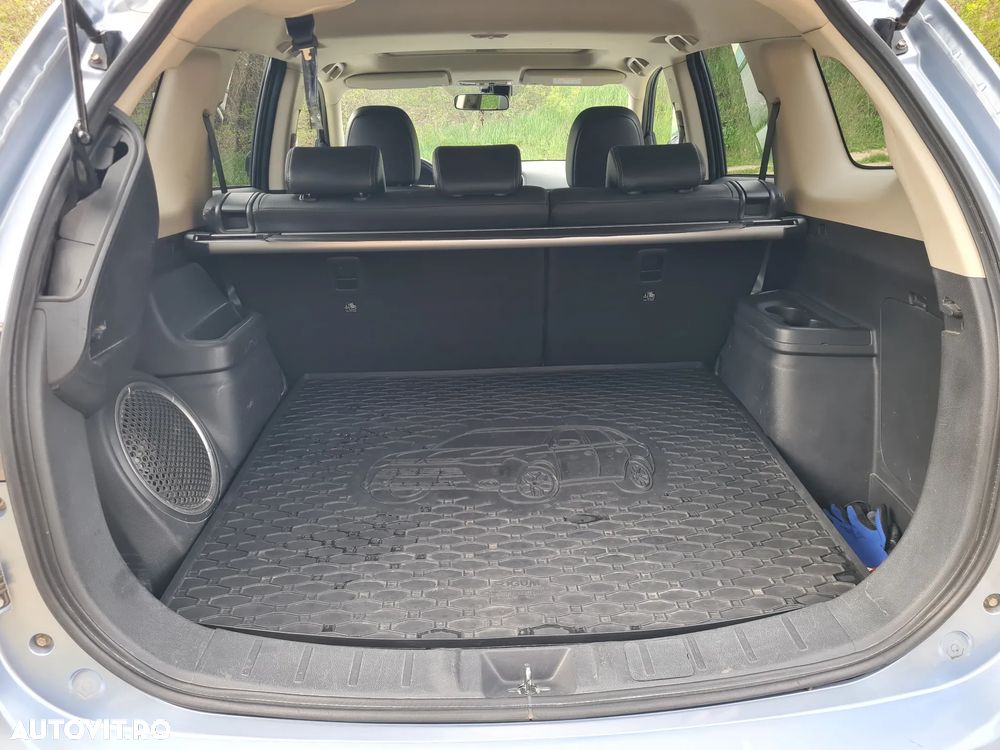 Mitsubishi Outlander 2.0 4WD - 11
