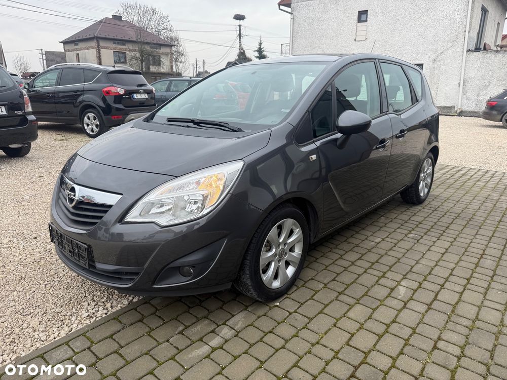 Opel Meriva 1.4 T Essentia S&S