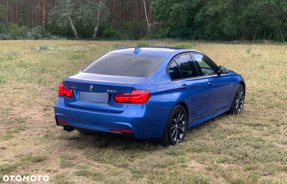 BMW Seria 3 330i xDrive M Sport Shadow - 33