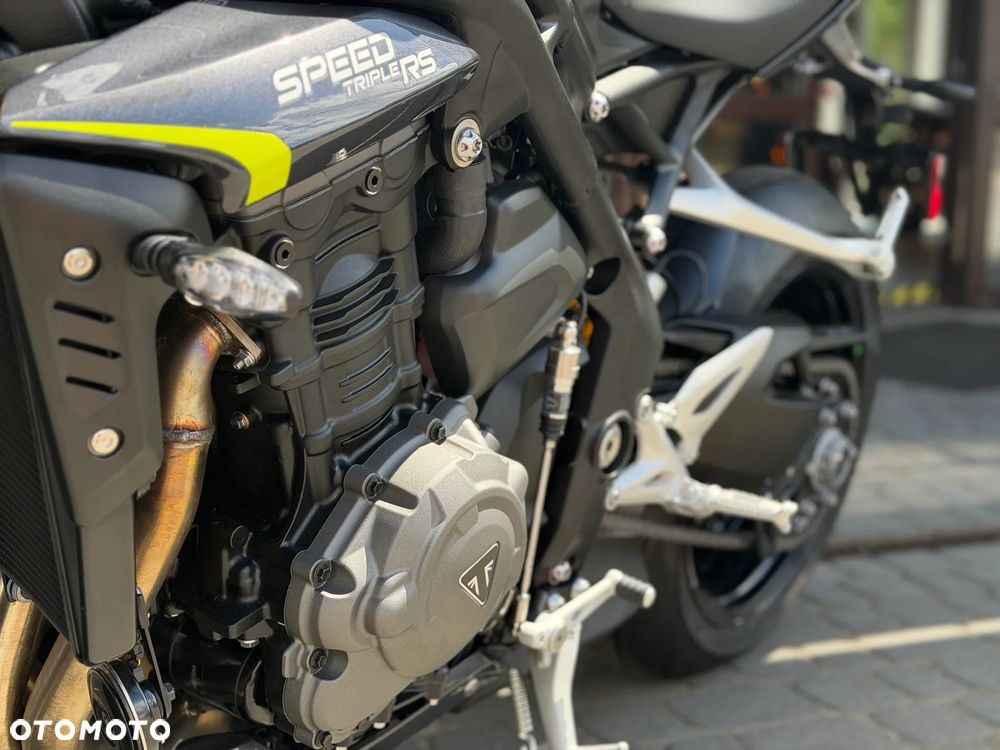 Triumph Speed Triple - 21