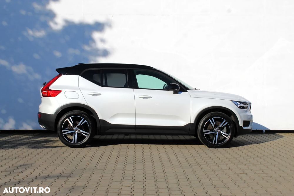 Volvo XC 40 Recharge T5 Twin Engine AT7 R-Design - 6