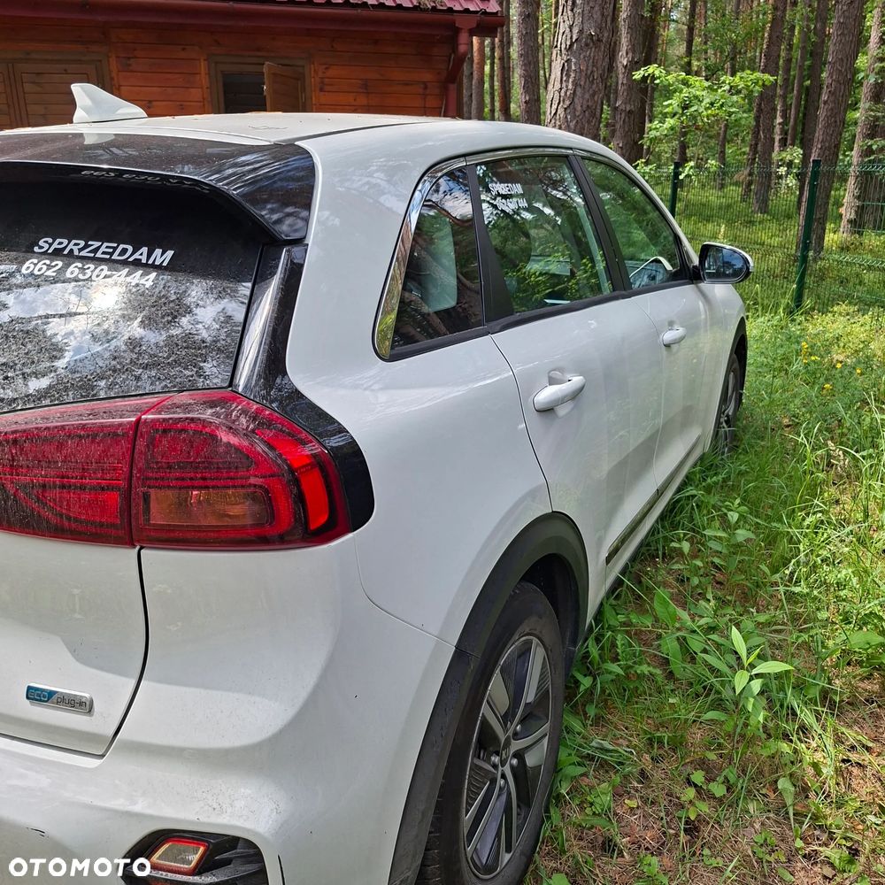 Kia Niro 1.6 GDI Plug-in Hybrid M - 19