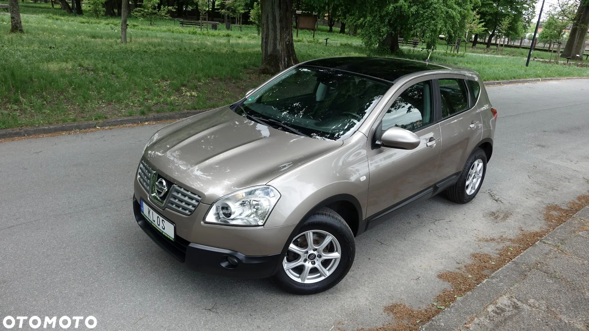 Nissan Qashqai - 1