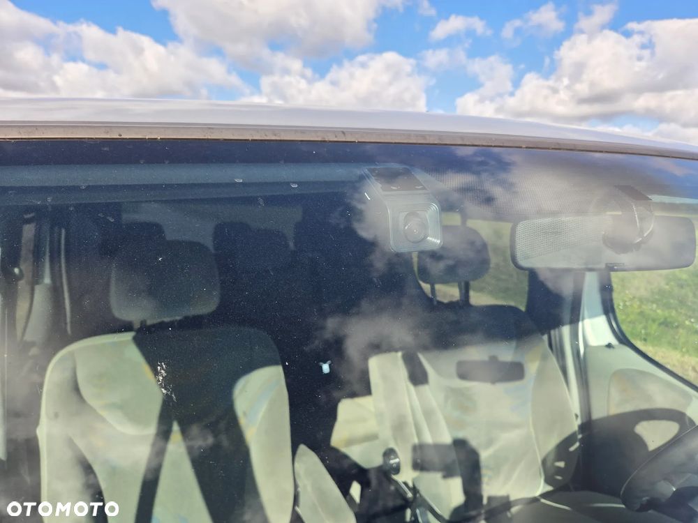 Renault Trafic Passenger - 6