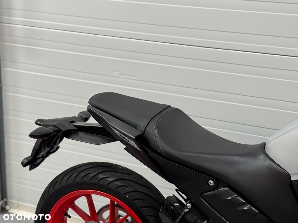 Yamaha MT - 8