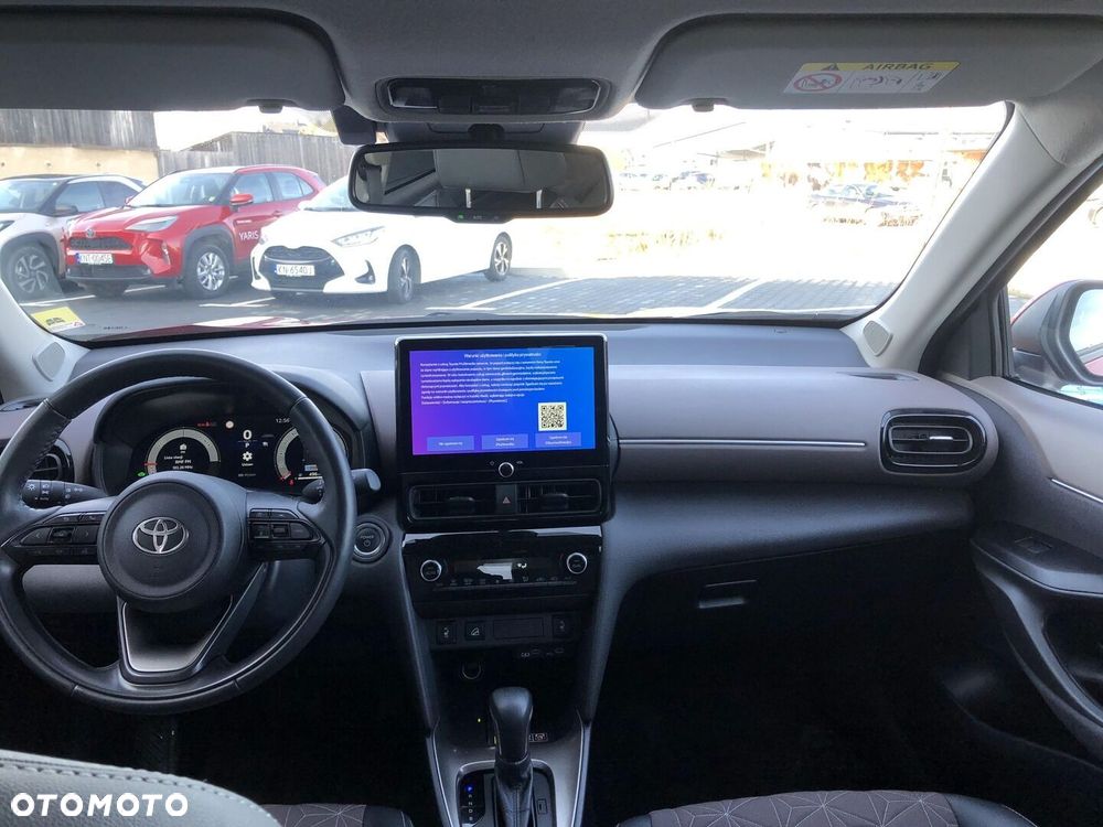 Toyota Yaris Cross - 11