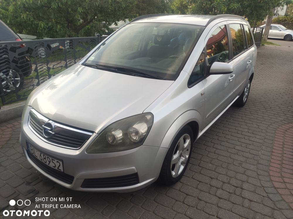 Opel Zafira - 1