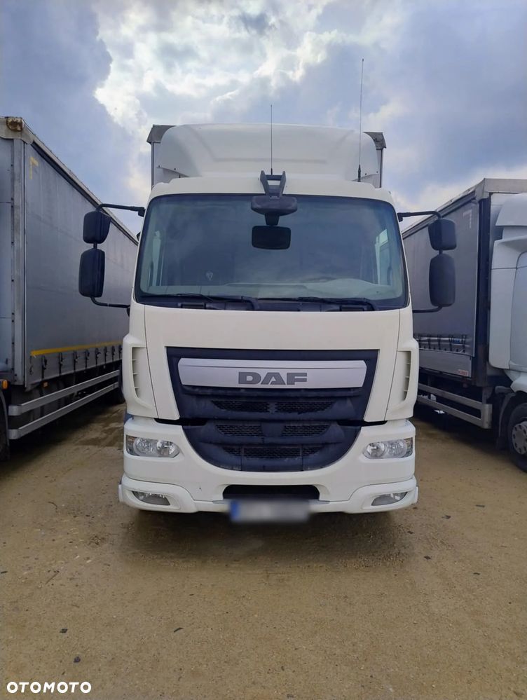 DAF LF 250 / firanka 18 EPAL / kab. sypialna - 2