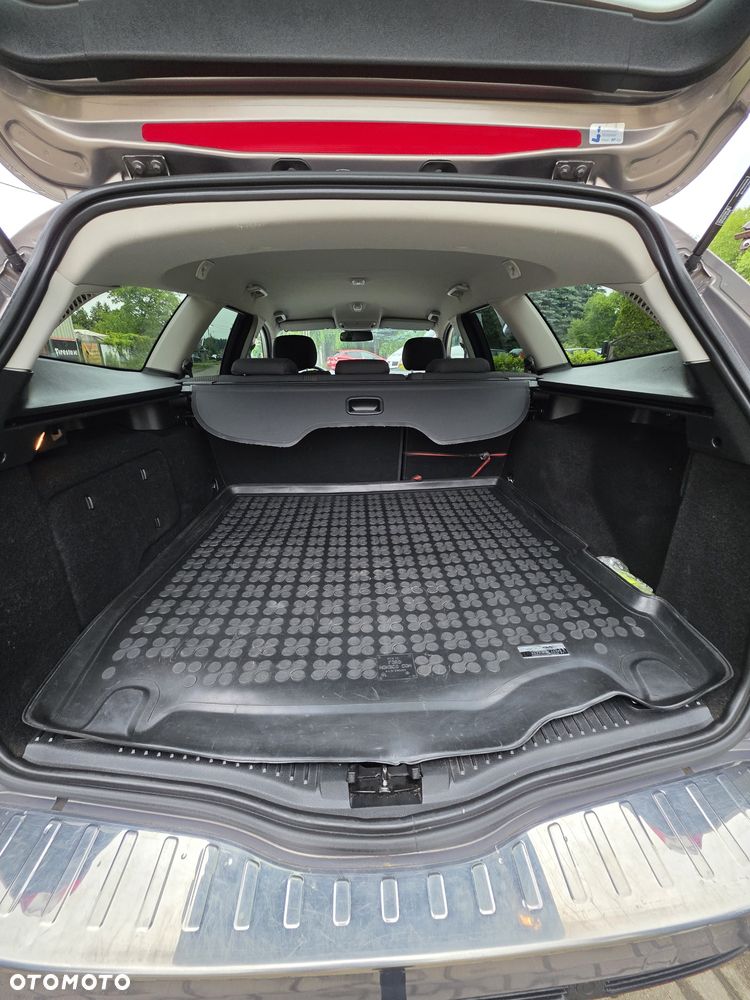 Ford Mondeo - 8