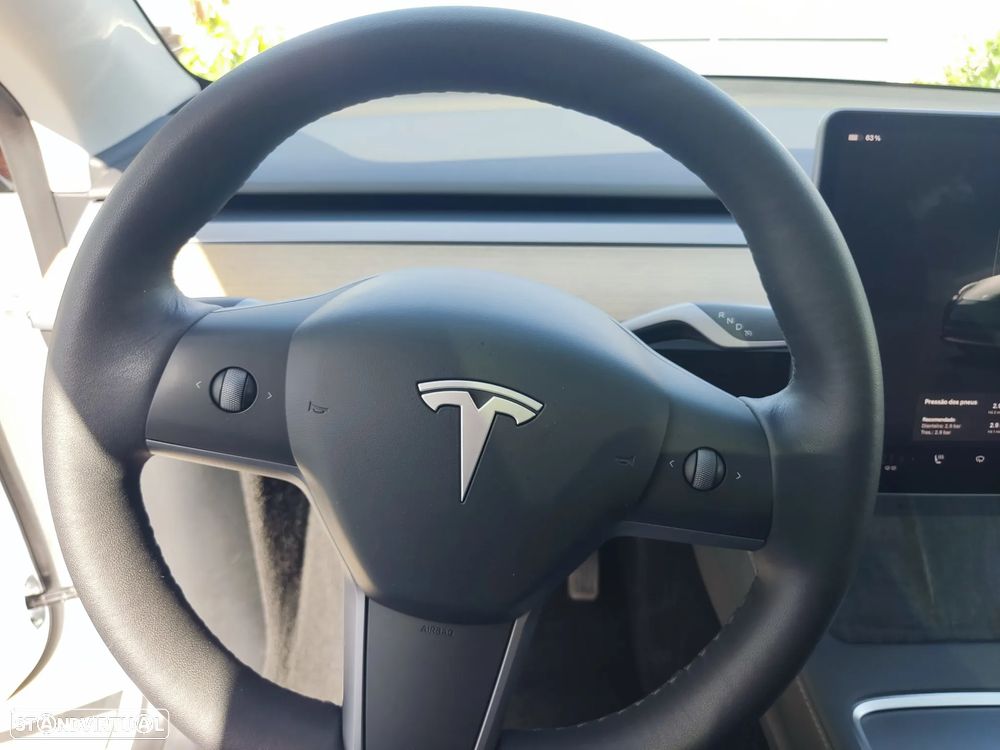 Tesla Model Y Long Range Tração Integral - 23