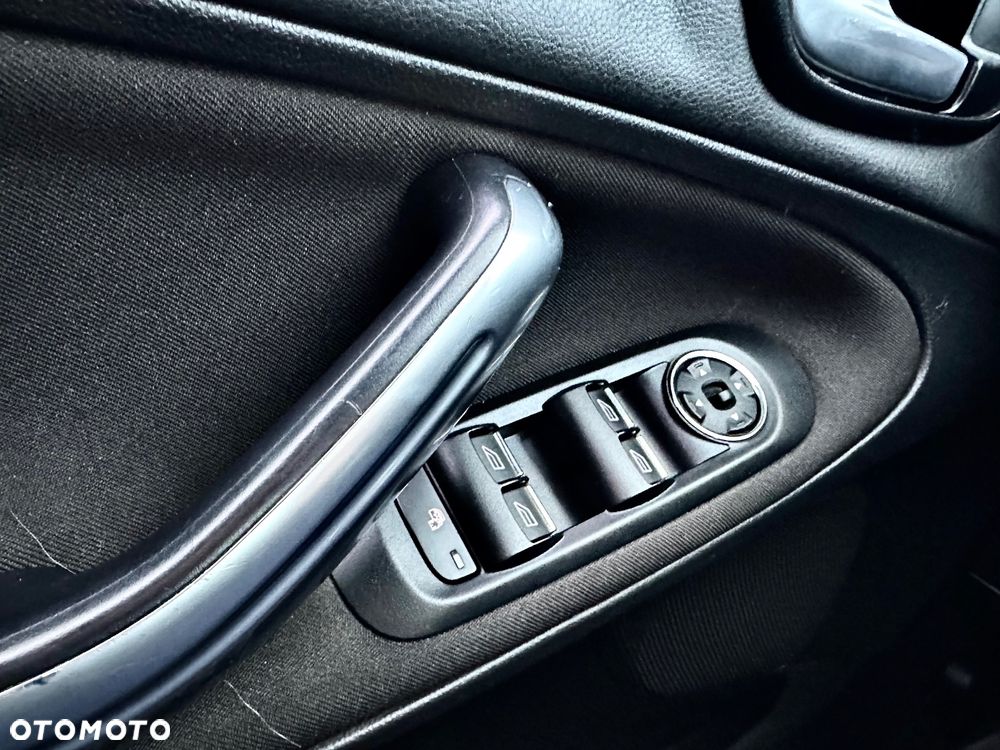 Ford S-Max 2.0 TDCi DPF Trend MPS6 - 18