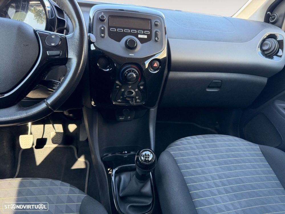 Peugeot 108 1.0 VTi Style — fotografia 11