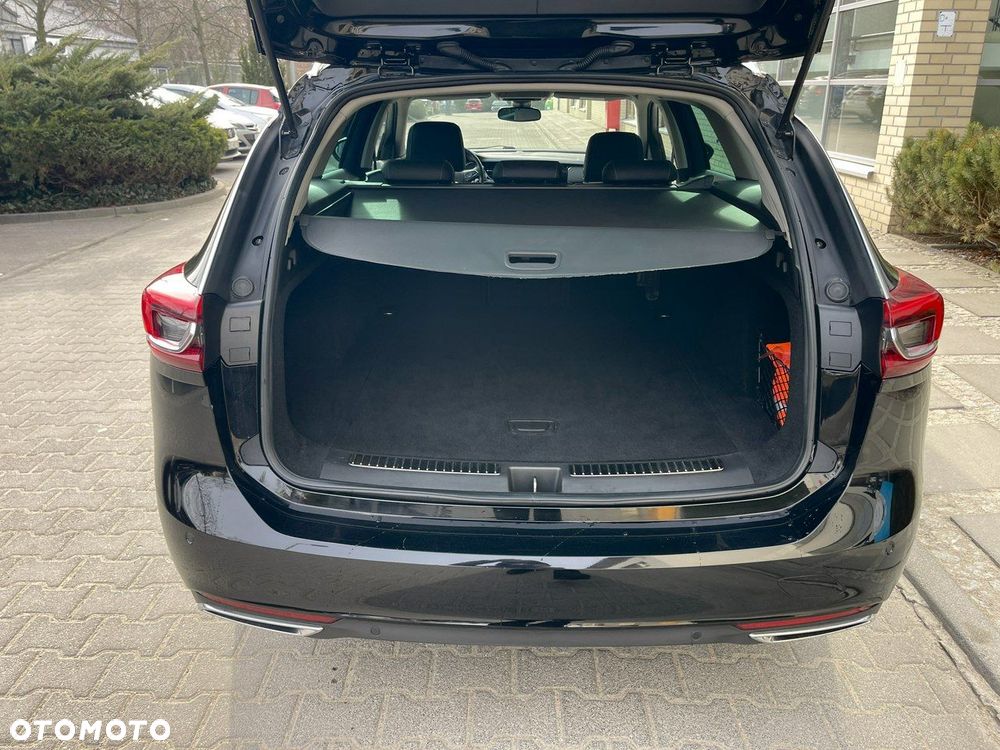 Opel Insignia - 12