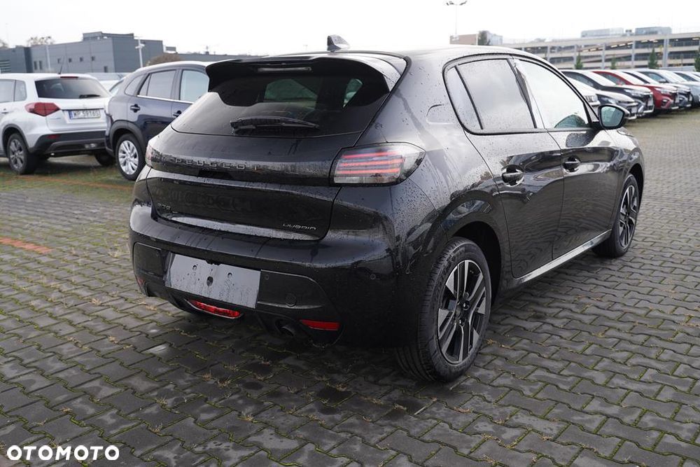 Peugeot 208 1.2 mHEV Allure - 8