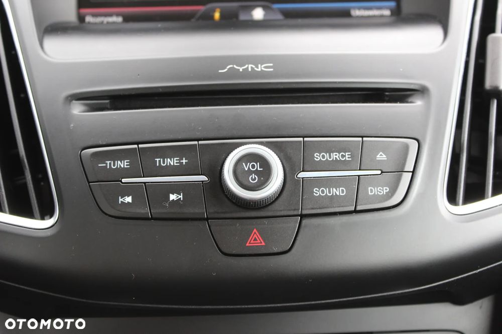 Ford Focus - 32