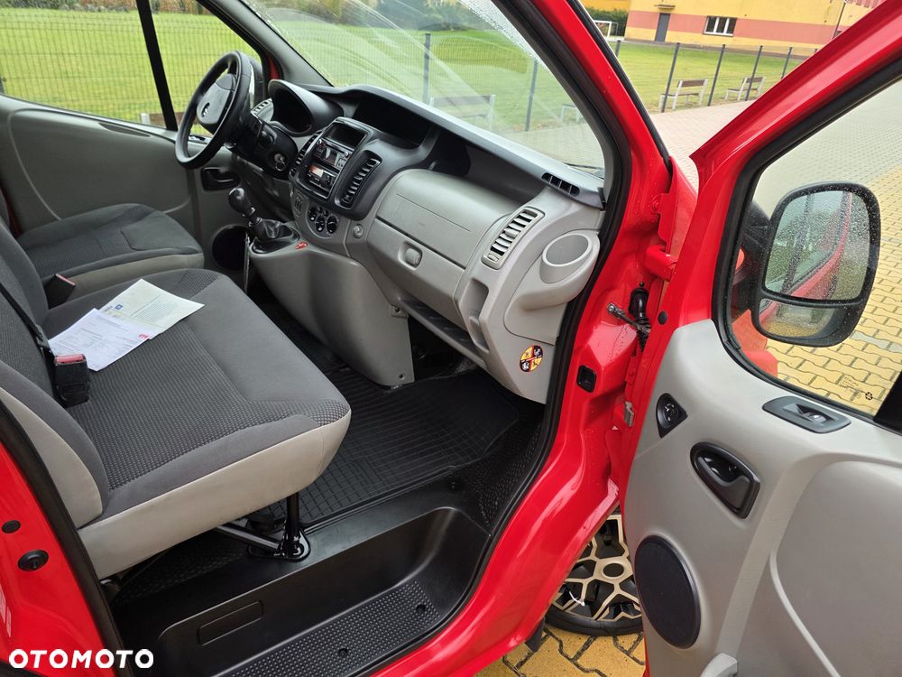 Opel Vivaro - 17