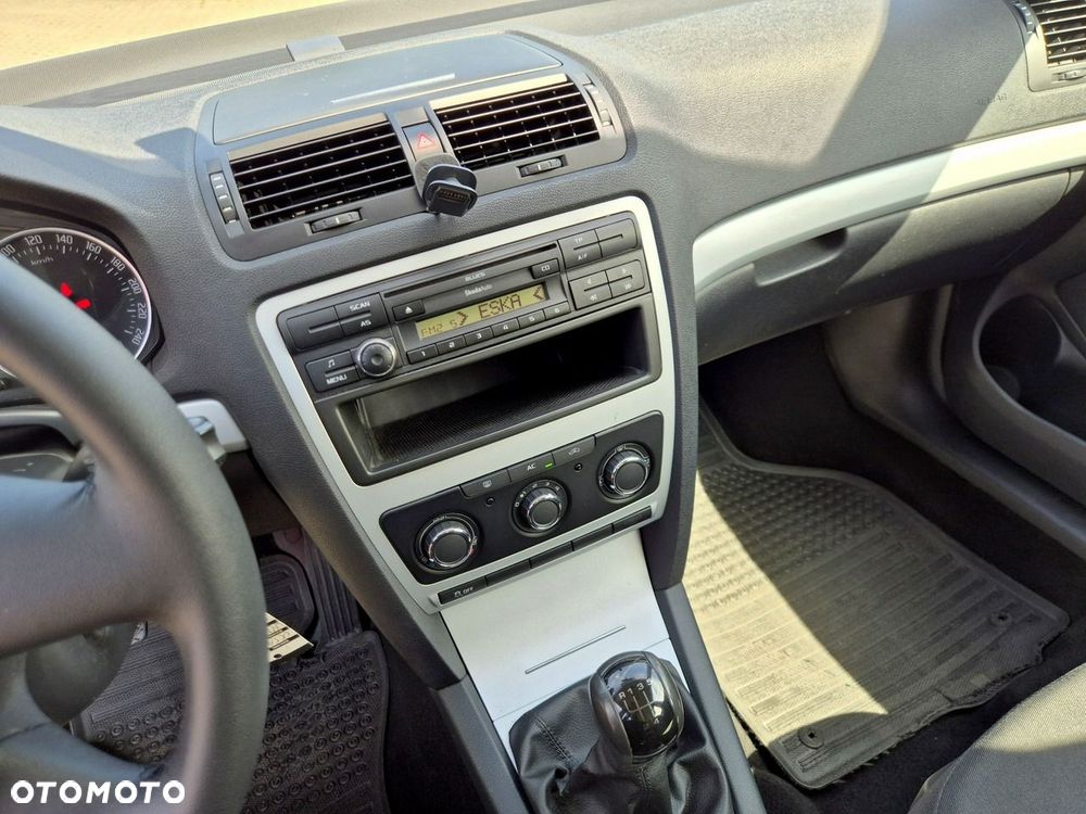 Skoda Octavia 1.6 TDI Active - 19