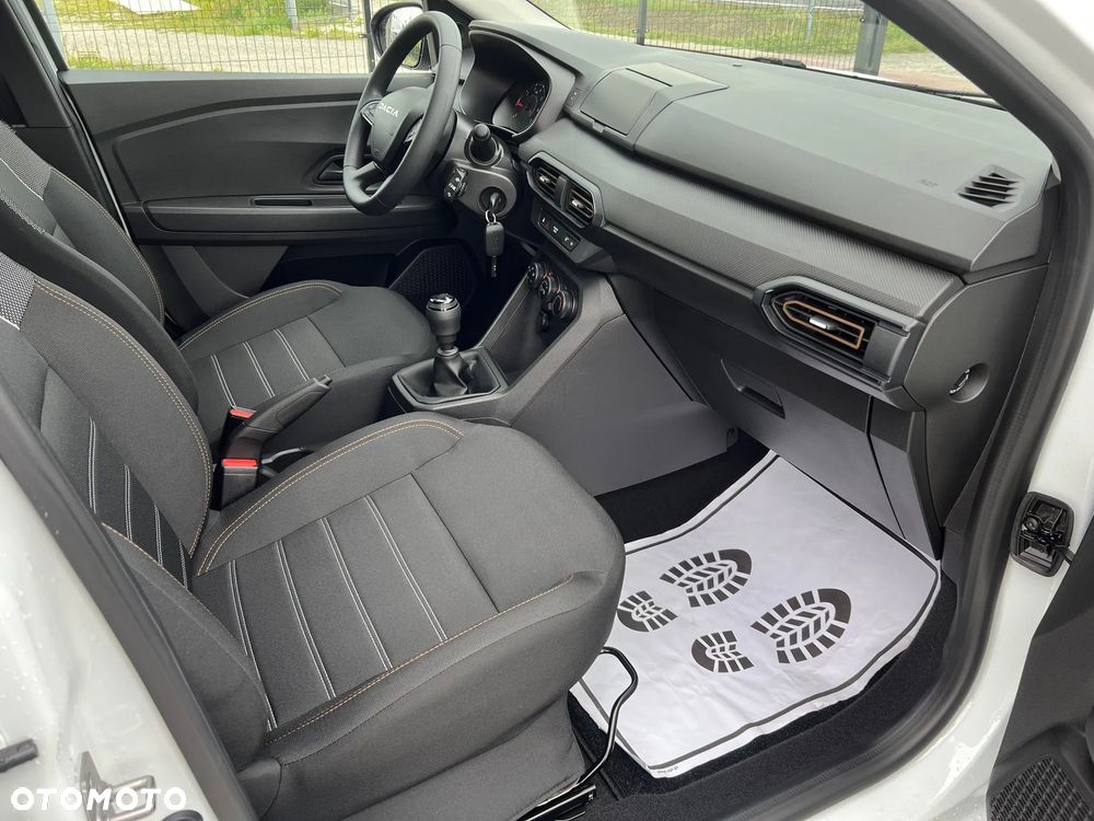 Dacia Sandero Stepway TCe 90 Essential - 9