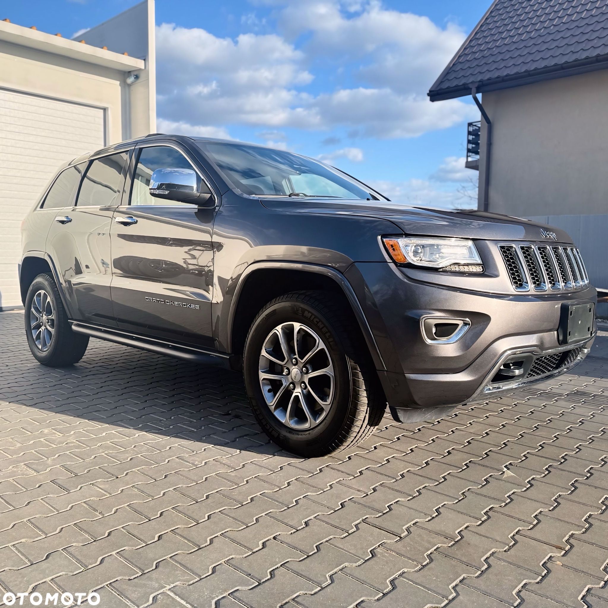 Jeep Grand Cherokee 5.7 V8 HEMI Overland Summit