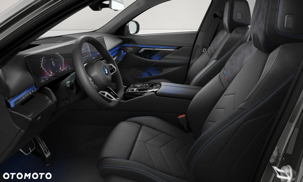 BMW Seria 5 550e xDrive PHEV M Sport - 10