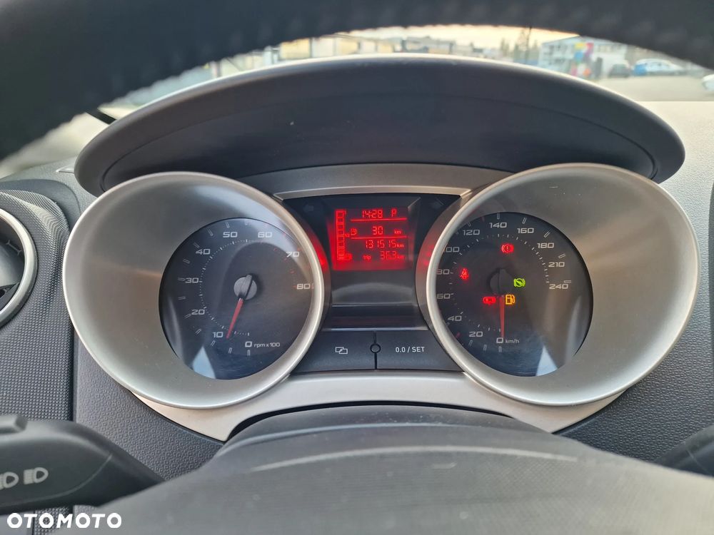 Seat Ibiza 1.6 16V DSG Style - 7