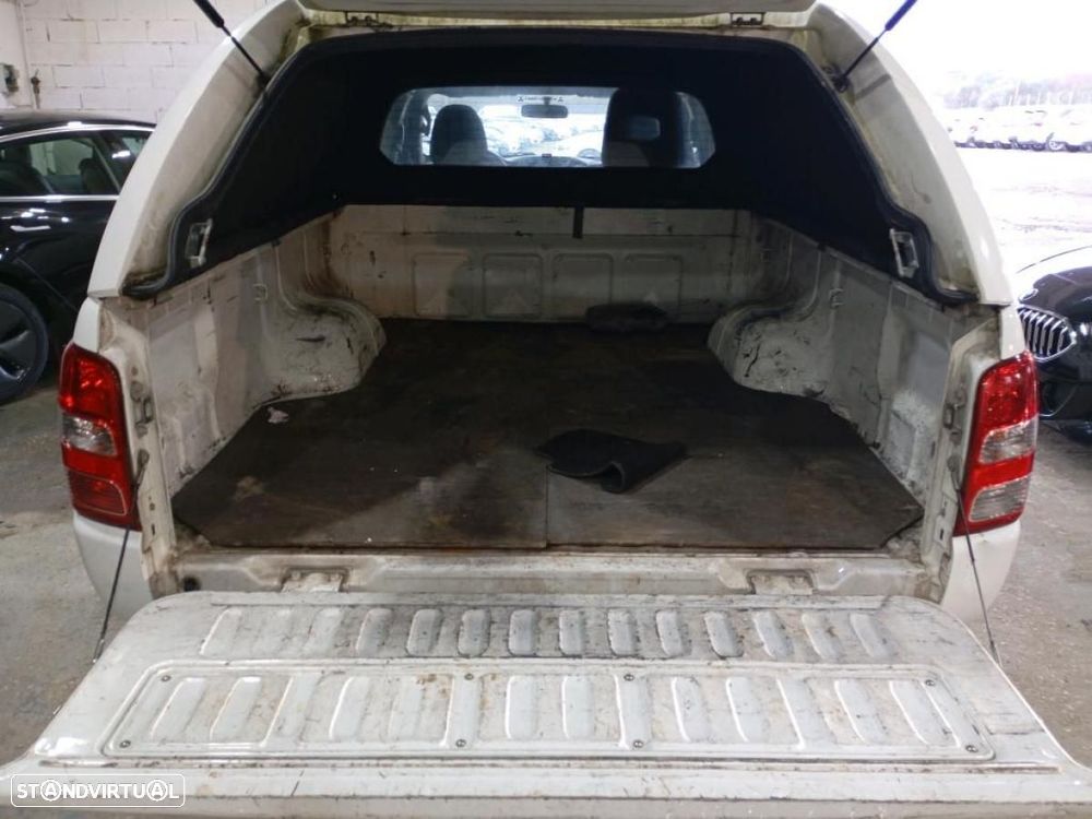 Mitsubishi L200 2.4 DI-D Club 4WD C/IVA - 5