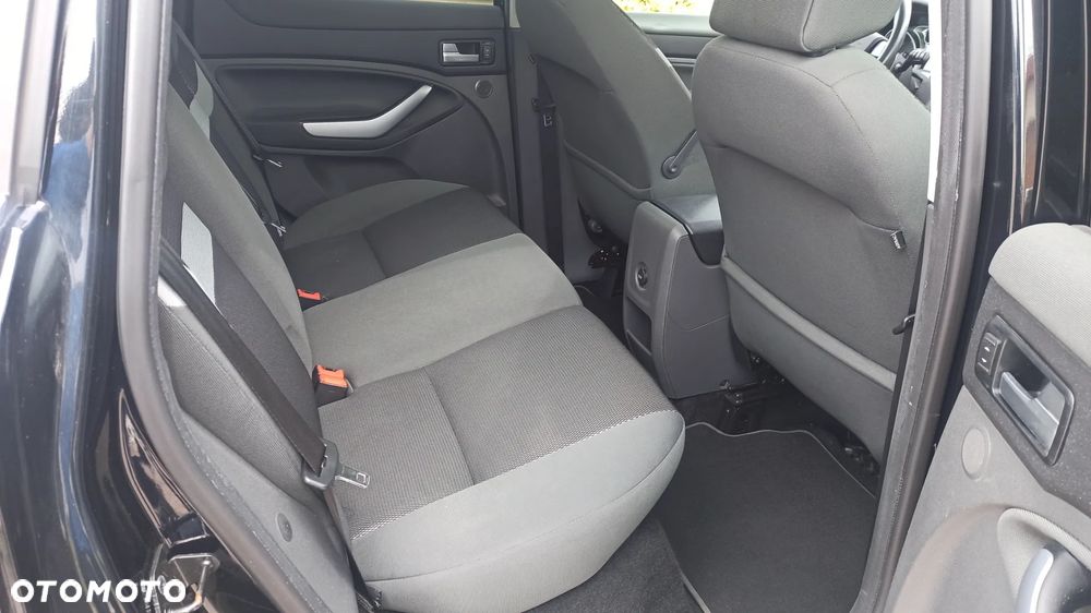 Ford Kuga 2.0 TDCi 4x4 Titanium - 15