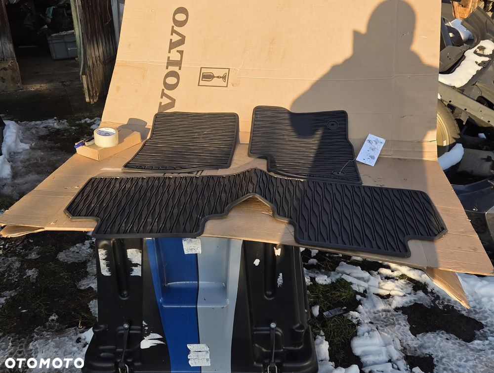 KOMPLET DYWANIKÓW GUMOWYCH OPEL AMPERA-E 42333258 - 3