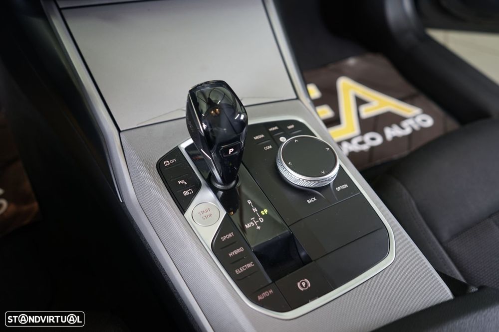 BMW 330 e Aut. Sport Line - 28