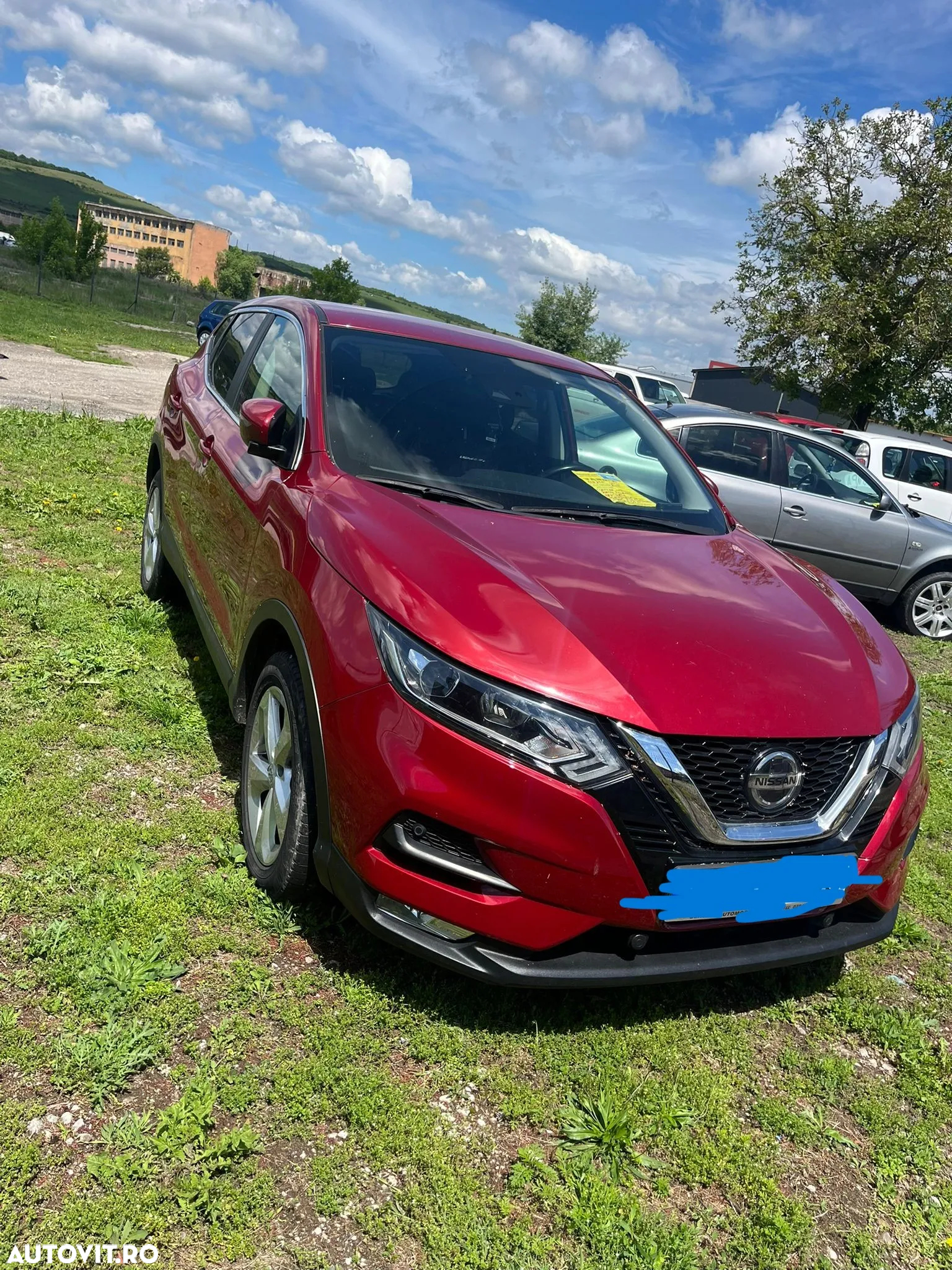 Nissan Qashqai - 2