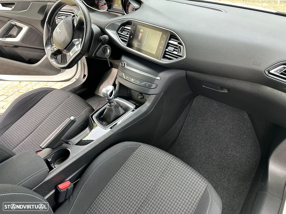 Peugeot 308 1.5 BlueHDi Active - 25