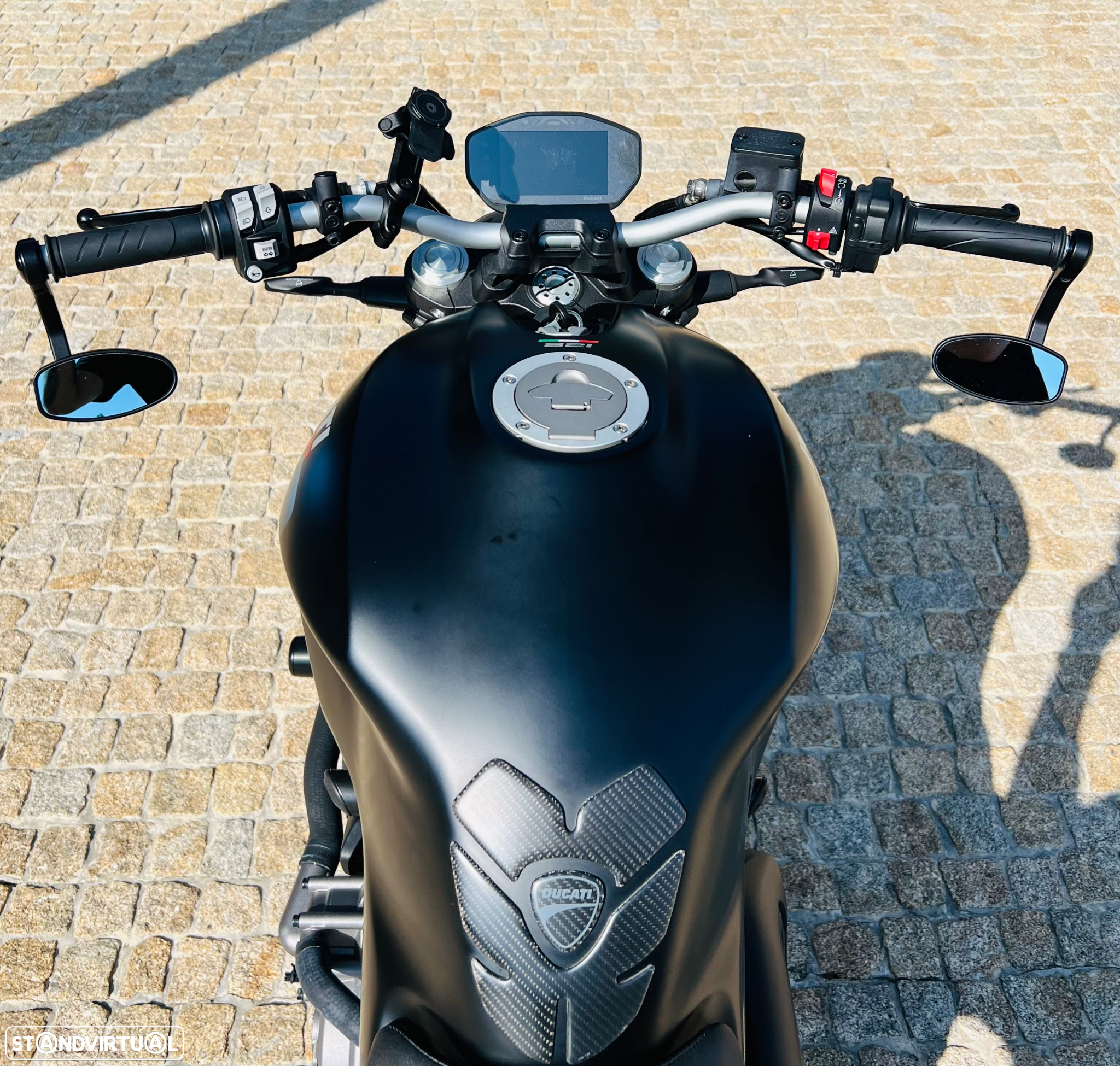Ducati Monster Dark - 6
