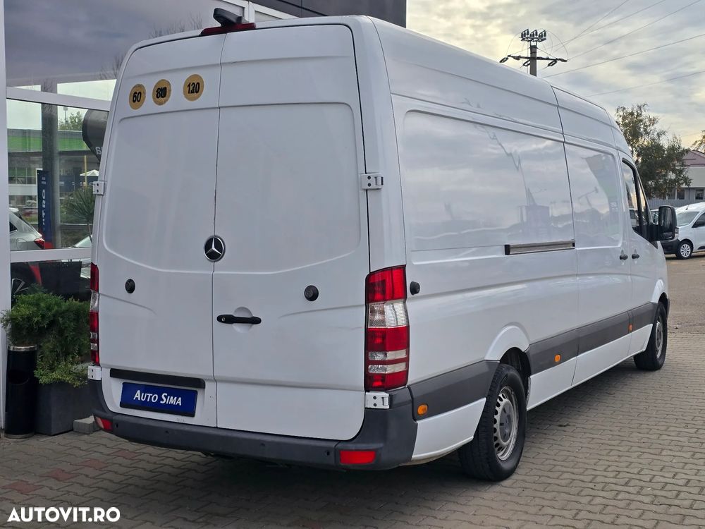 Mercedes-Benz SPRINTER - 6