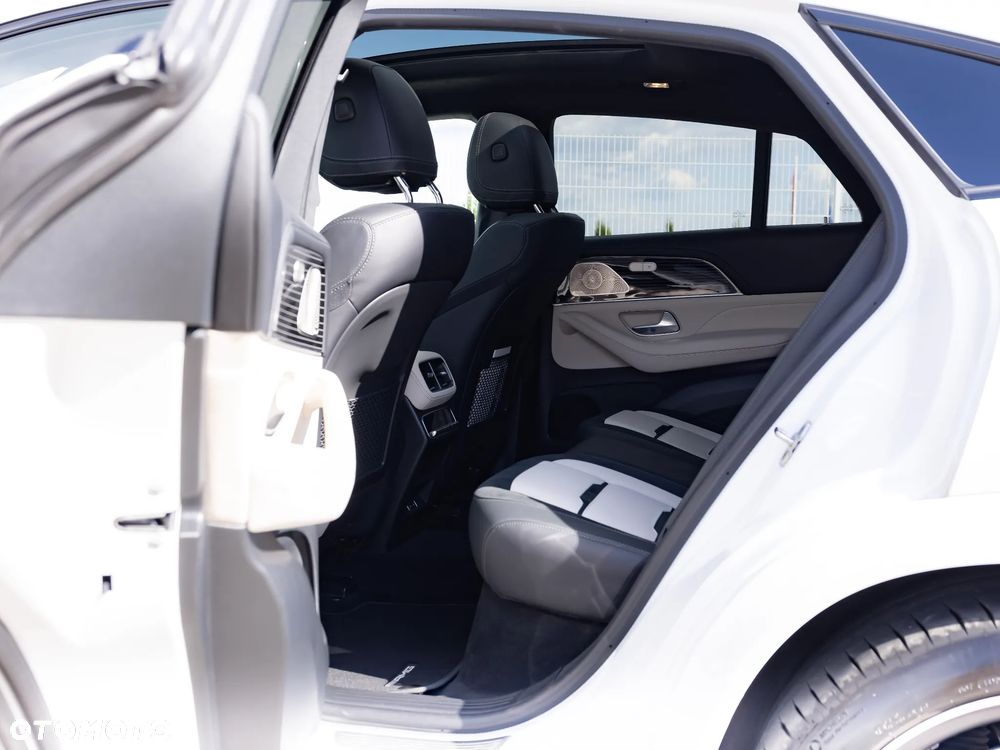 Mercedes-Benz GLE - 25