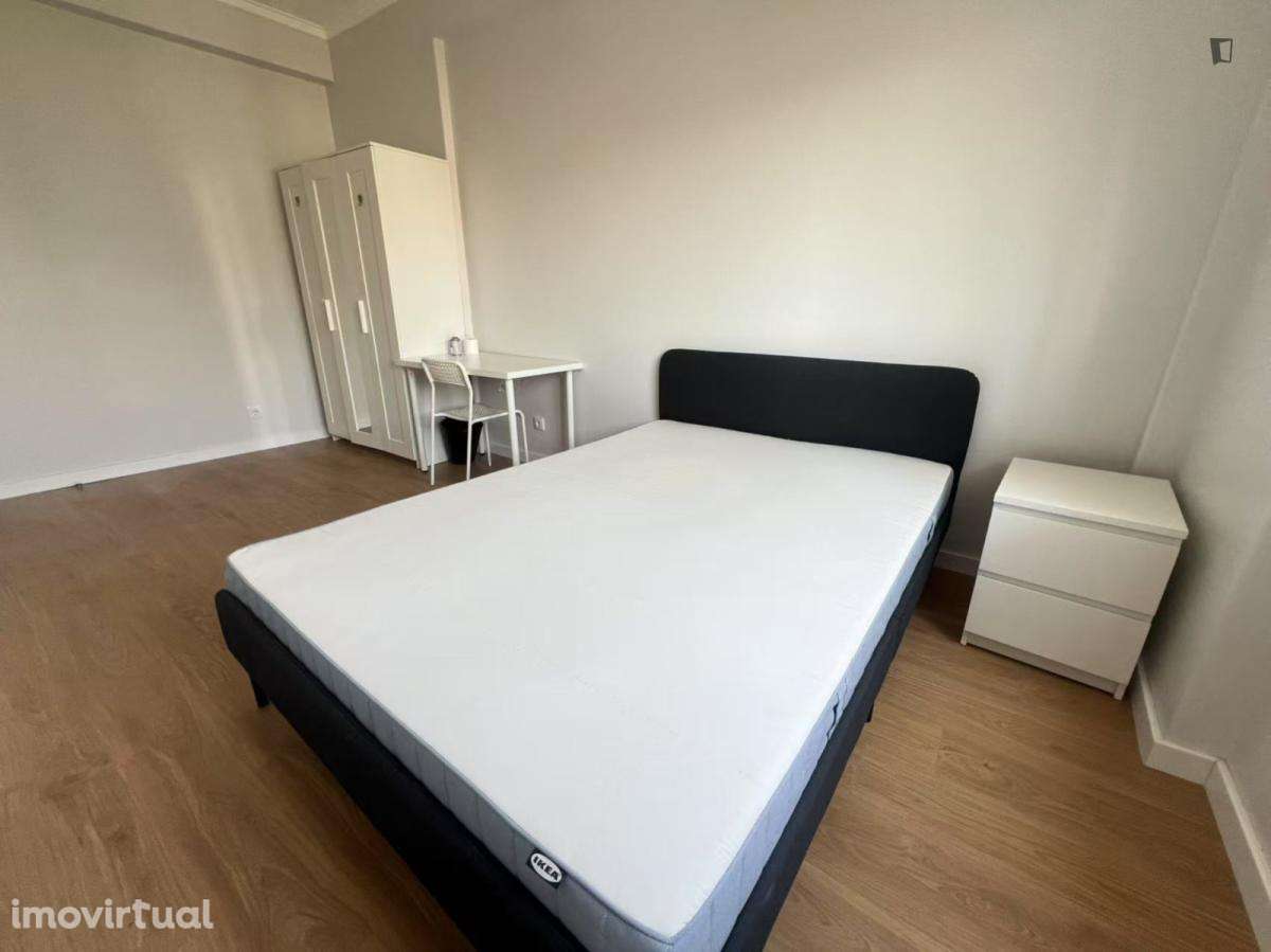 Quarto - localizado em Lisbon - Grande imagem: 3/7