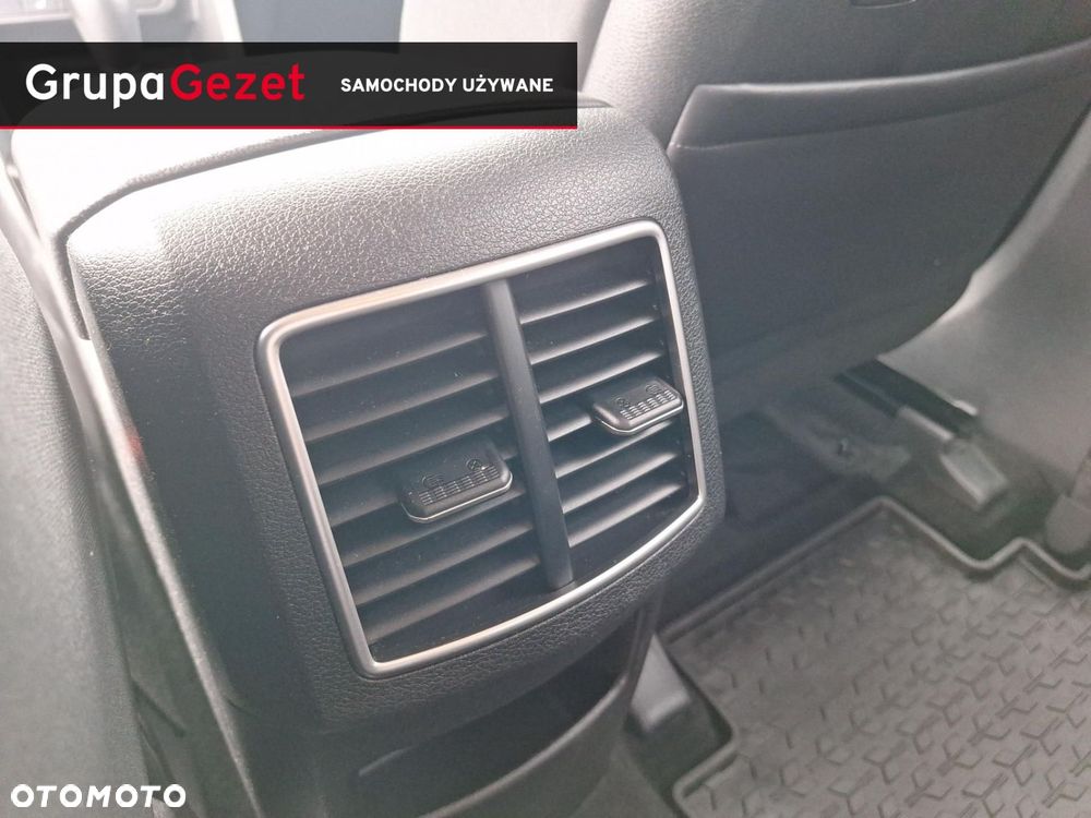 Kia Sportage 1.6 T-GDI L 2WD - 33