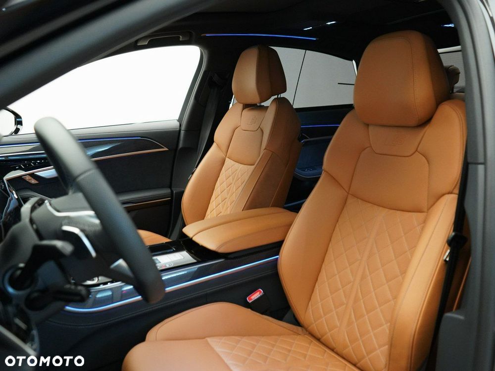 Audi A8 - 18
