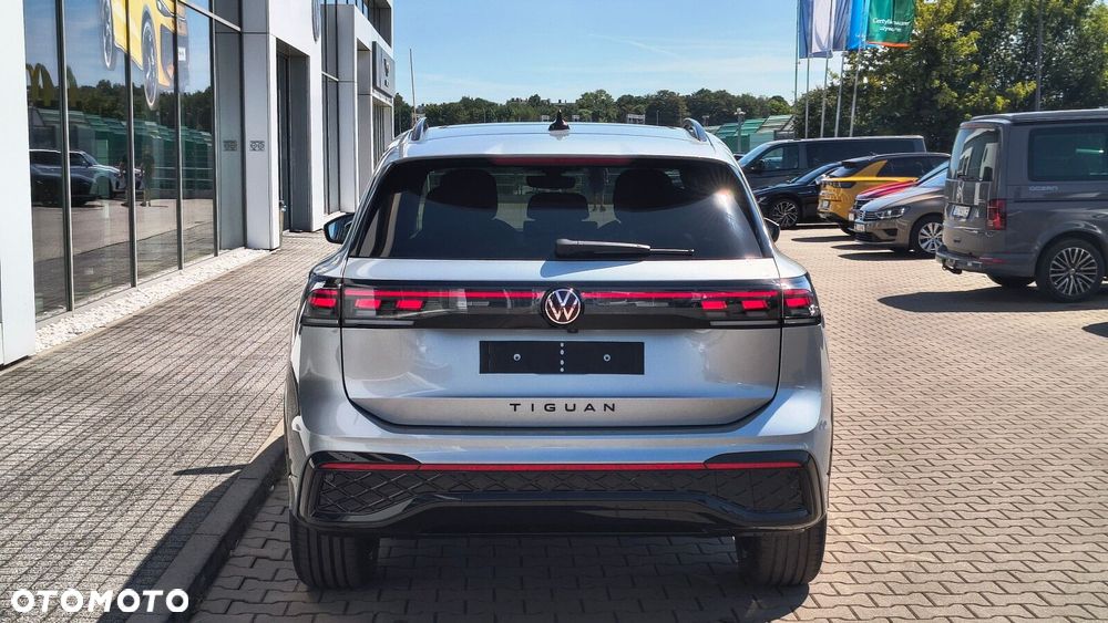 Volkswagen Tiguan - 9