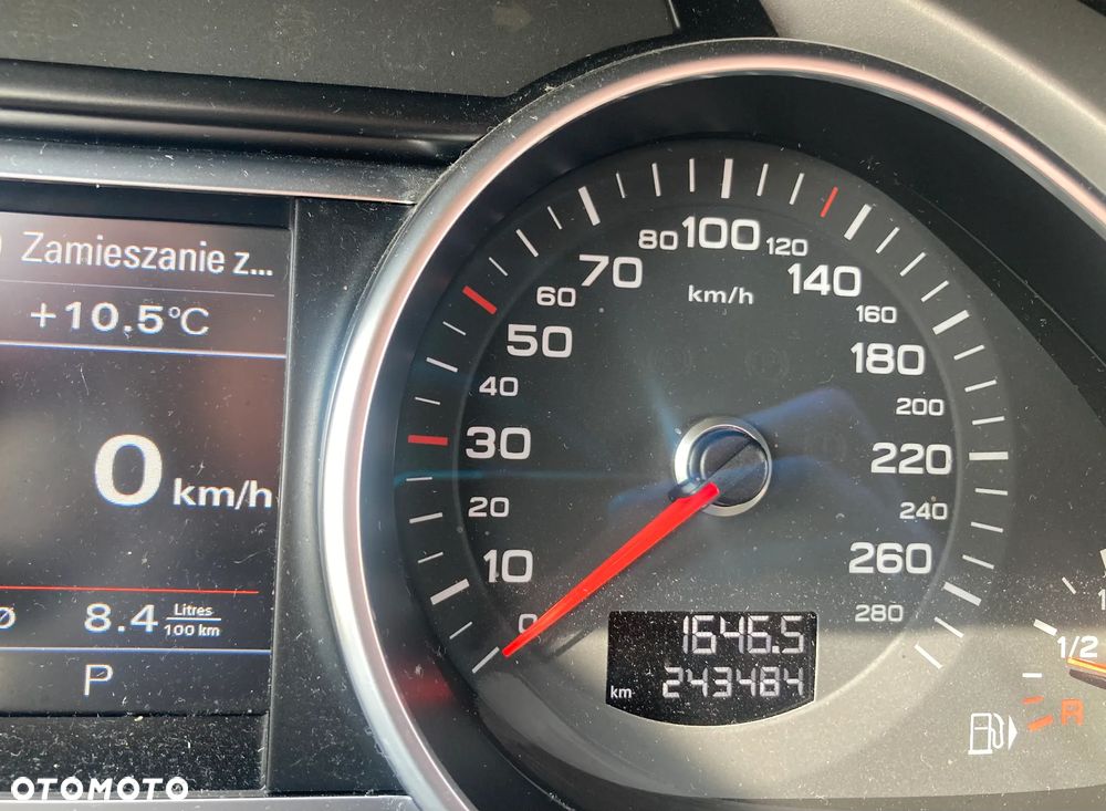 Audi Q7 3.0 TDI DPF clean diesel Quattro Tiptronic - 5