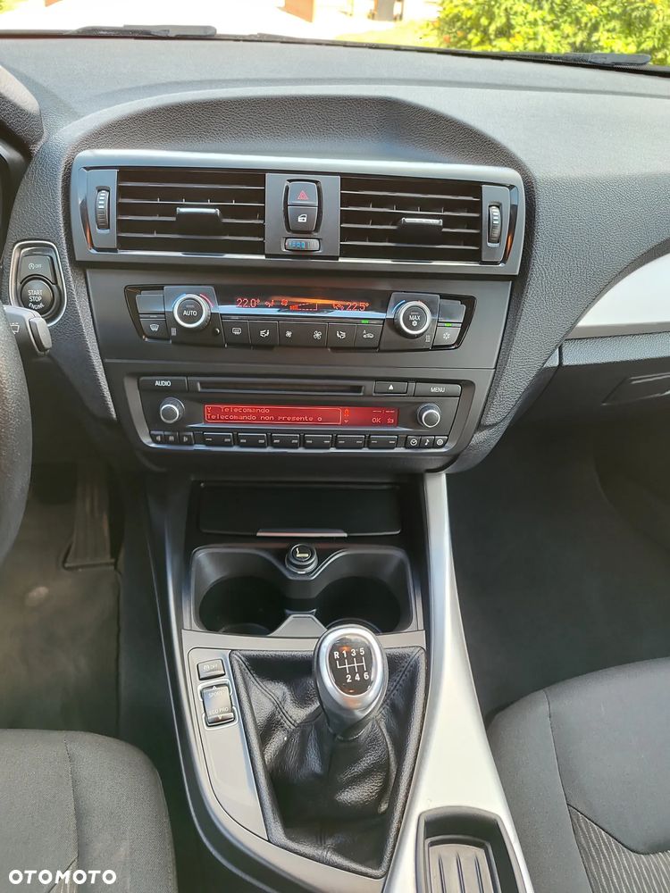 BMW Seria 1 116d Sport Line - 21