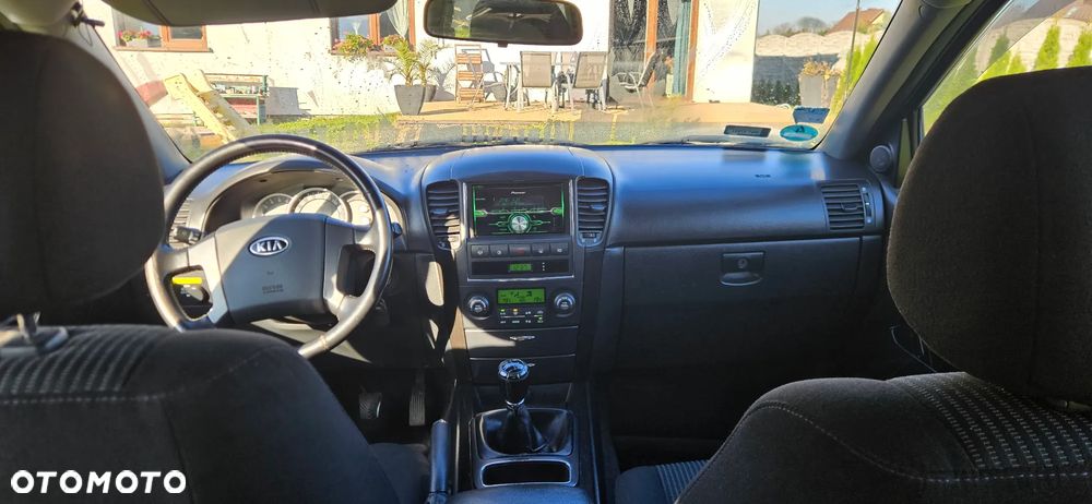 Kia Sorento - 8