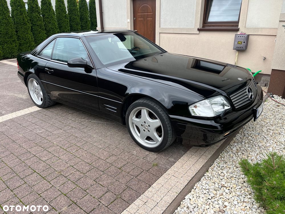 Mercedes-Benz SL - 1