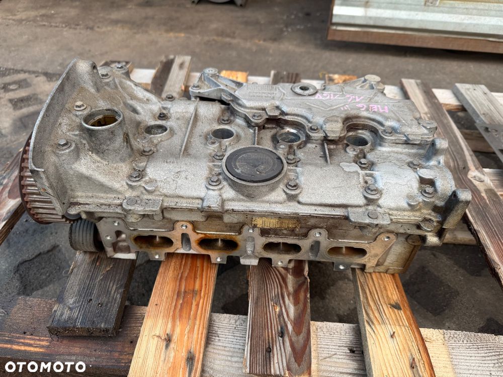 RENAULT MEGANE III 1.6 16V K4M GŁOWICA SILNIKA KOMPLETNA - 2