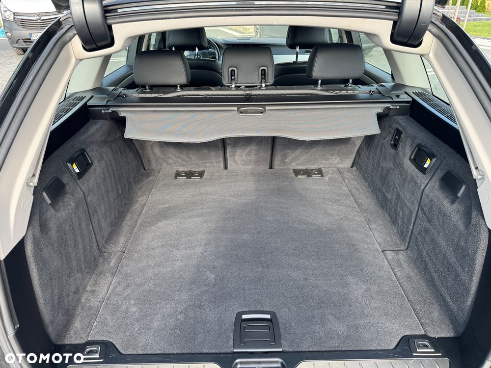 BMW Seria 5 520d - 23