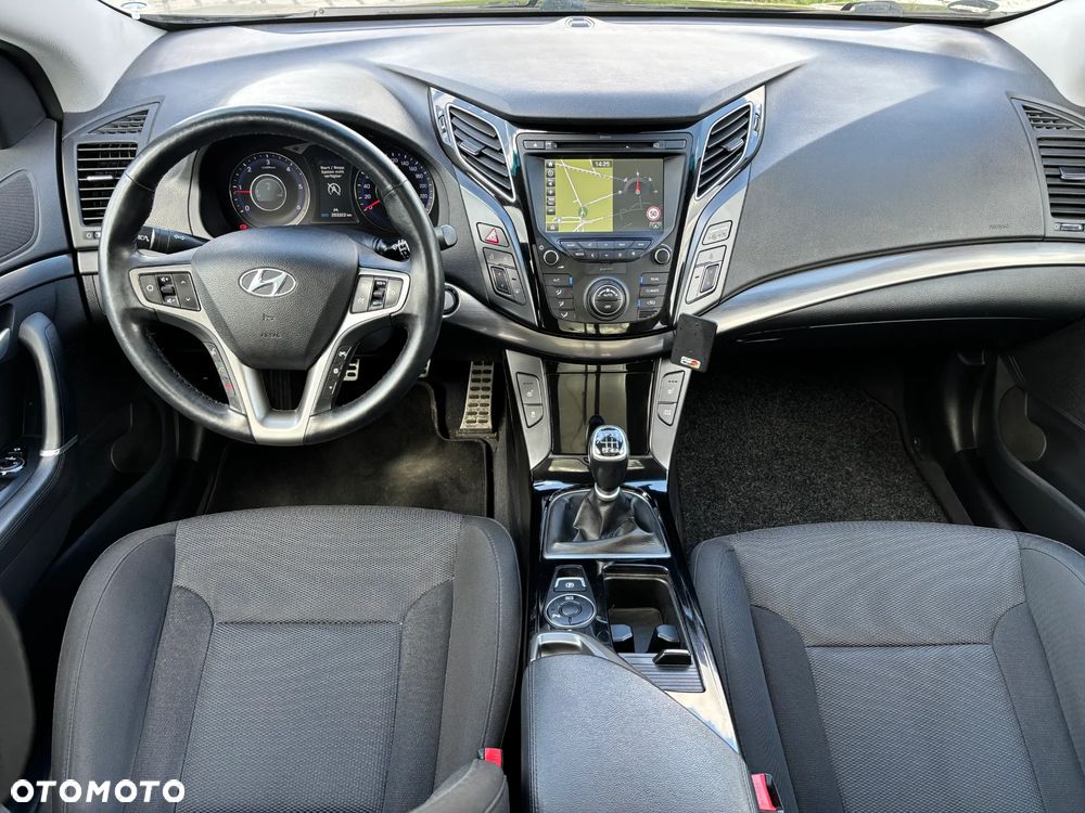 Hyundai i40 Kombi 1.7 CRDi Premium - 6